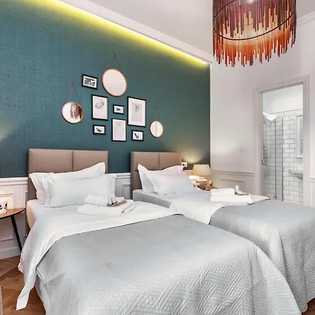 Evala Luxury With Pool And Garden 斯普利特