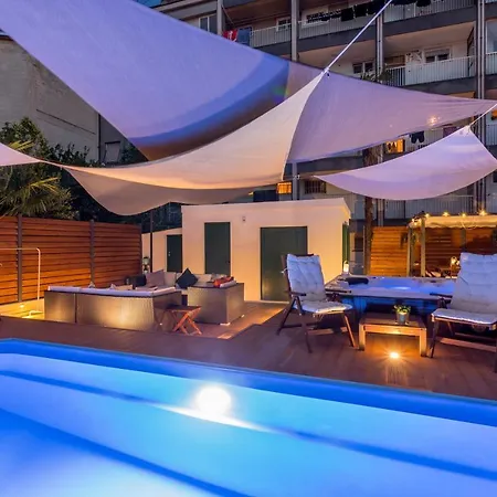 Evala Luxury With Pool And Garden Split