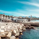 Evala Luxury With Pool And Garden 4* Split