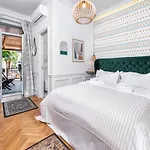 Evala Luxury With Pool And Garden 4* Split