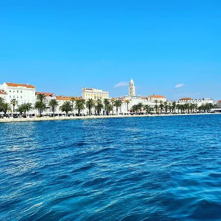 Nocleg ze śniadaniem Evala Luxury With Pool And Garden Split