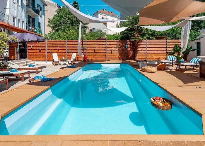 Bed & Breakfast Evala Luxury With Pool And Garden