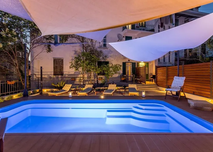 Evala Luxury With Pool And Garden