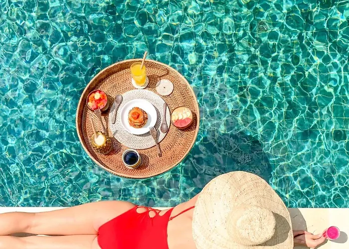 Bed & Breakfast Evala Luxury With Pool And Garden 4*